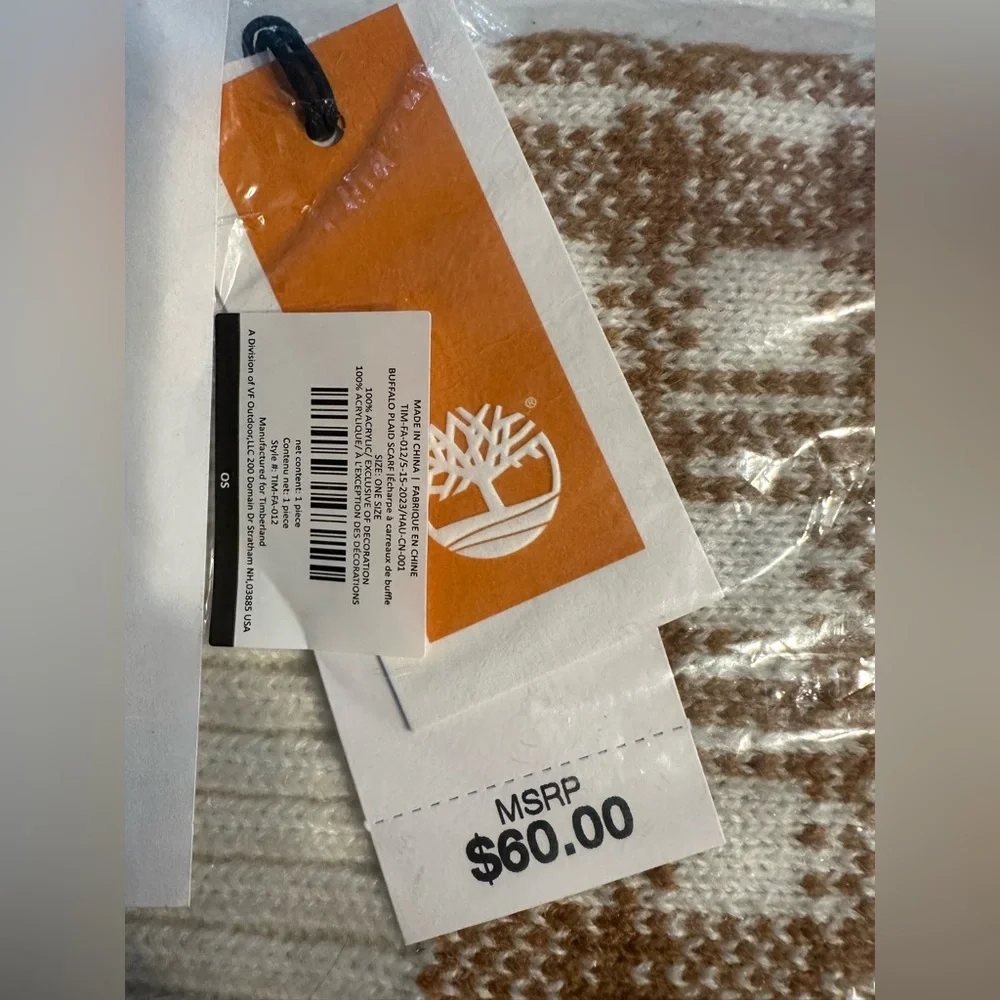 NWT Timberland White & Tan Plaid Knit Scarf. 64” Long. Unisex